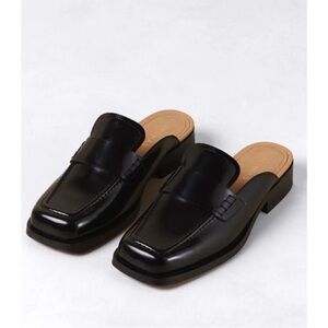 Elegant Black Loafers for Women